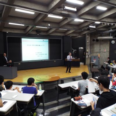 ７月８日合同授業その１（講師日立金属長谷川様）DSCF0379